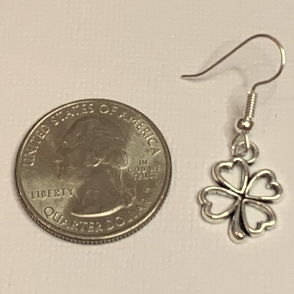 Clover Earring, St. Patrick's Day Earring, Shamrock Earring, Lucky Earring, Gift - Picture 3 of 5